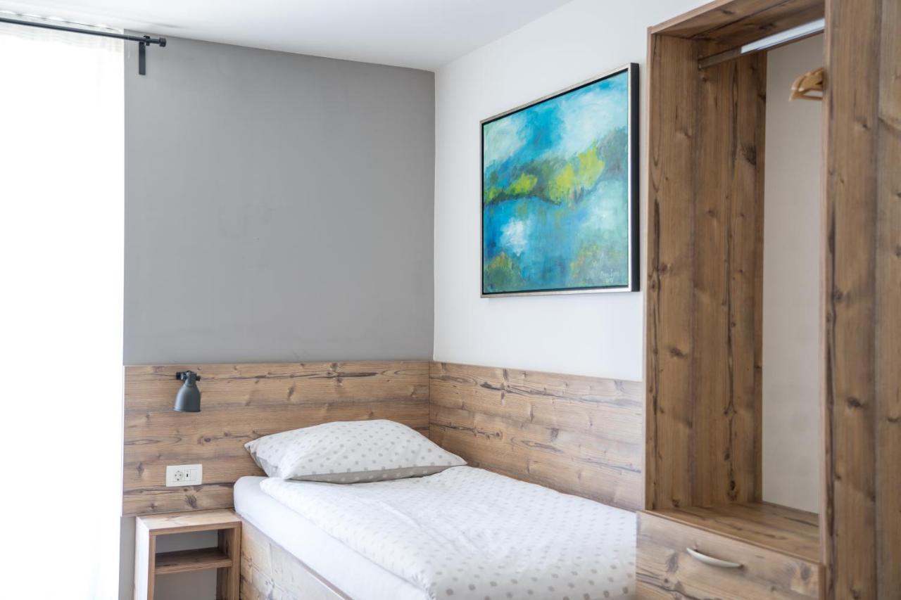 Hisa Poljana Rooms Prevalje Exteriör bild